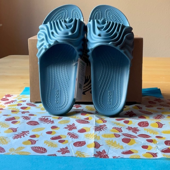 💙 SALEHE BEMBURY X CROCS THE POLLEX SLIDE  💙 NWT 💙 - Picture 4 of 16